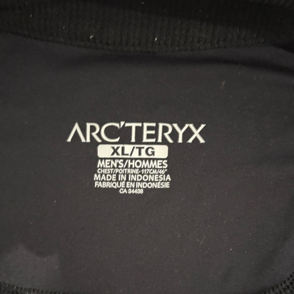 Arc'teryx Midnight Black Zip-Up Jacket - Picture 2 of 4